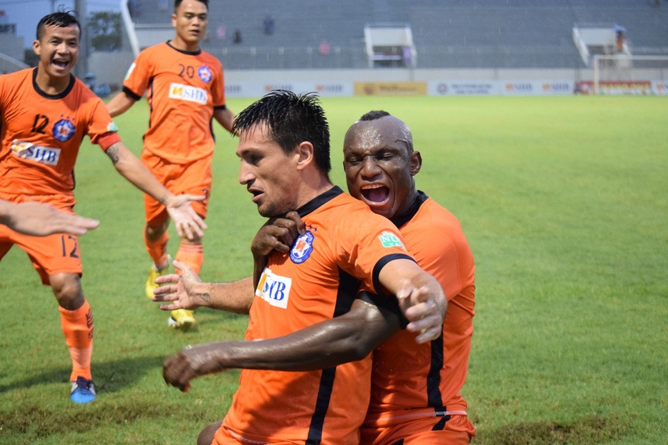 SL Nghệ An hụt chiến thắng trước SHB Đà Nẵng - 1 Merlo đã trở lại với cái duyên ghi bàn của mình.