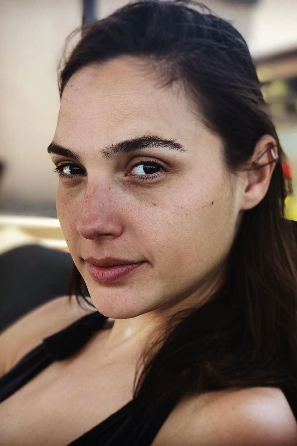 Khi sao mặt mộc vẫn xinh - 3 Gal Gadot