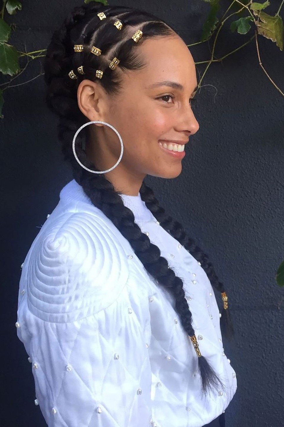 Khi sao mặt mộc vẫn xinh - 4 Alicia Keys