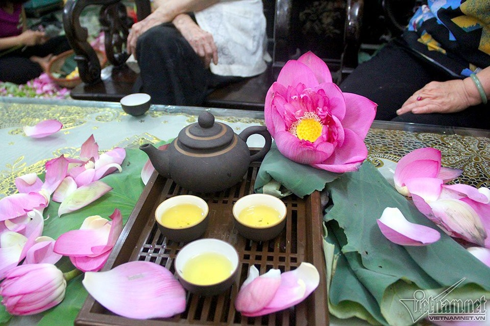 "Thiên hạ đệ nhất trà" 10 triệu đồng/kg, uống ngụm nào chất ngụm đấy - 15 "Thiên hạ đệ nhất trà" 10 triệu đồng/kg, uống ngụm nào chất ngụm đấy - 15