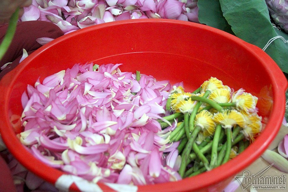 "Thiên hạ đệ nhất trà" 10 triệu đồng/kg, uống ngụm nào chất ngụm đấy - 6 "Thiên hạ đệ nhất trà" 10 triệu đồng/kg, uống ngụm nào chất ngụm đấy - 6