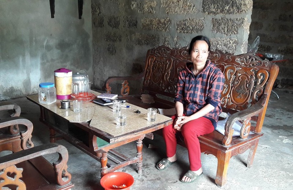 Chảy nước mắt trước tình cảnh cậu học trò nghèo bị ung thư máu - 5 Người mẹ nghèo bất lực trước tình cảnh của đứa con trai