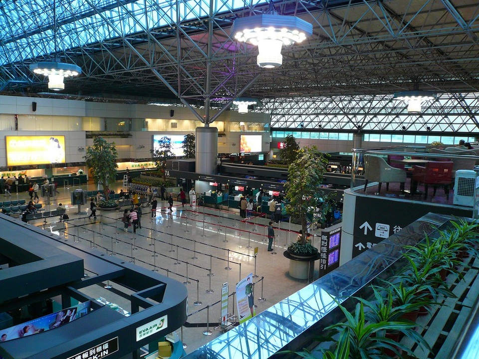Du lịch miễn phí tại 8 sân bay quốc tế - 1
