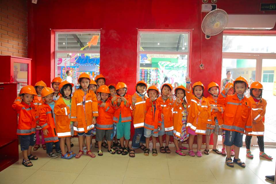 Nụ cười hồn nhiên thay lời cảm ơn nhân ngày 1/6 - 5