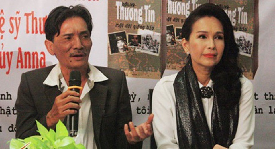 Tự truyện Công Vinh gây tranh cãi: “Cây ngay không sợ chết đứng”? - 2 Nam diễn viên Thương Tín bị ném đá sau khi công bố tự truyện.