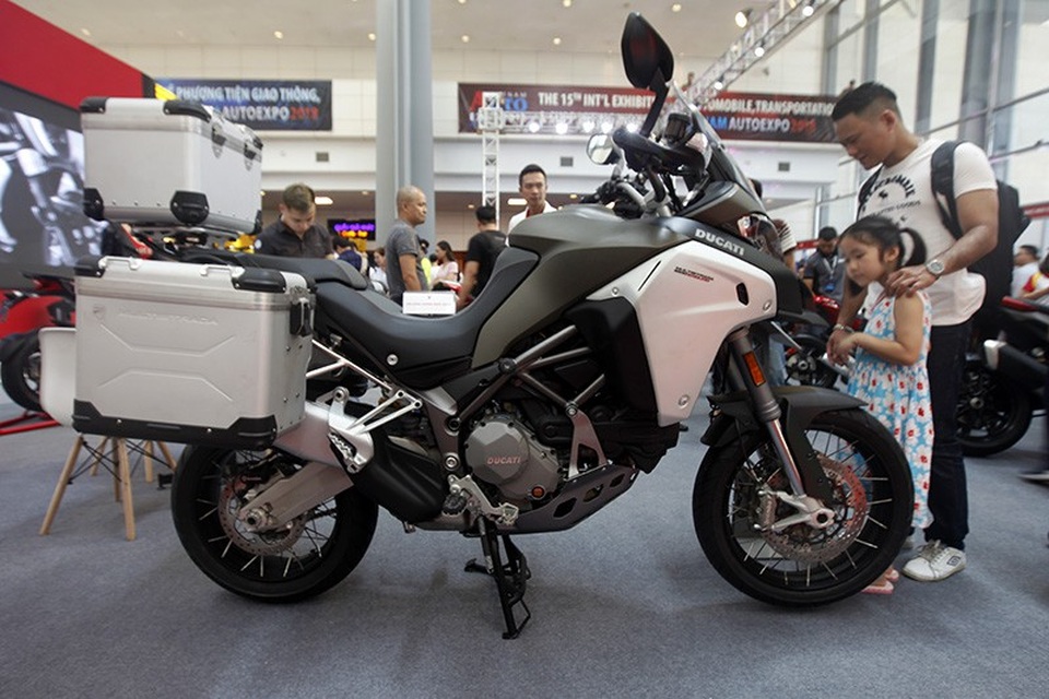 Triển lãm Auto Expo 2018: Cuộc chơi của các dòng môtô phân khối lớn - 13 Triển lãm Auto Expo 2018: Cuộc chơi của các dòng môtô phân khối lớn - 13