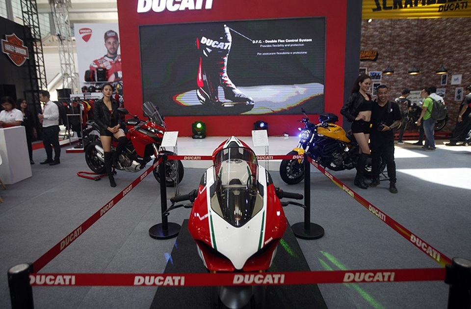 Triển lãm Auto Expo 2018: Cuộc chơi của các dòng môtô phân khối lớn - 5 Ducati Panigale V4 Speciale là mẫu xe đắt nhất của dòng thể thao dùng động cơ V4 mới của Ducati (hai phiên bản còn lại là Panigale V4 và Panigale V4 S)