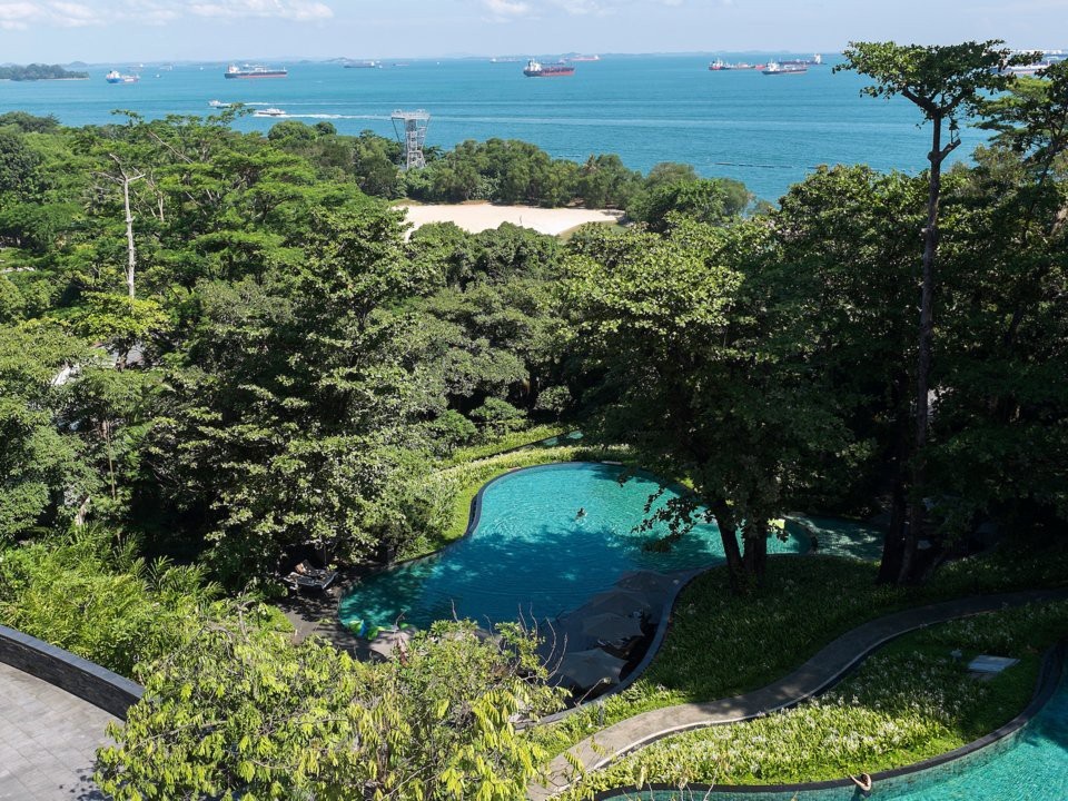 Ông Trump và ông Kim Jong-un sẽ gặp nhau tại đảo nghỉ dưỡng của Singapore - 3
Sentosa là một hòn đảo nghỉ dưỡng tầm cỡ quốc tế của Singapore, được nối với đất liền bằng cây cầu khoảng 700m. (Ảnh: Reuters)