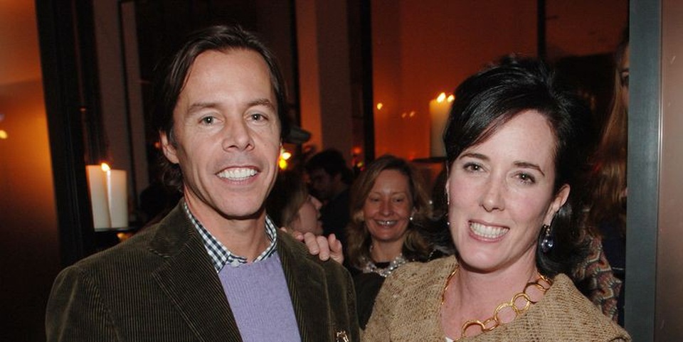 
Andy Spade nói: Kate bị trầm cảm và lo lắng quá mức trong nhiều năm qua. Cô ấy đã tích cực tìm kiếm sự giúp đỡ từ các bác sĩ của mình để điều trị bệnh. Chúng tôi có liên lạc với nhau tối trước đó và cô ấy dường như khá vui vẻ. 
