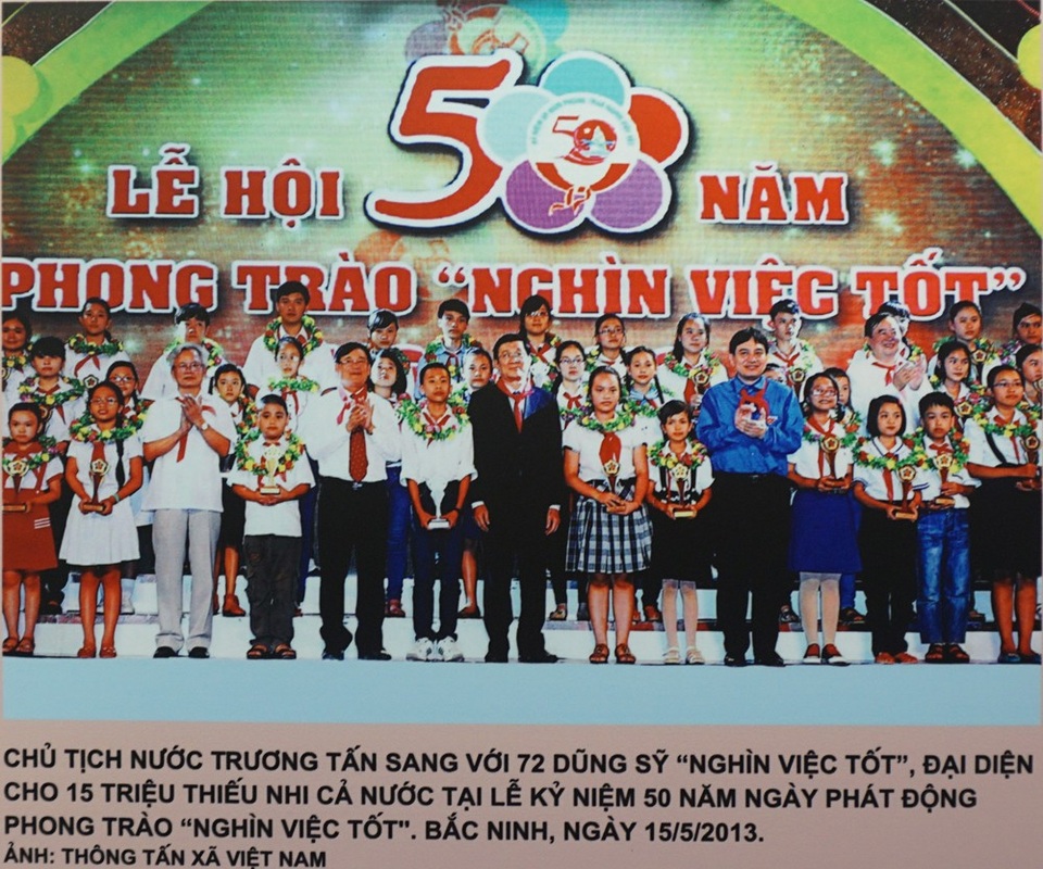 Khai mạc triển lãm “Chủ tịch Hồ Chí Minh với phong trào Thi đua yêu nước” - 11 Khai mạc triển lãm “Chủ tịch Hồ Chí Minh với phong trào Thi đua yêu nước” - 11