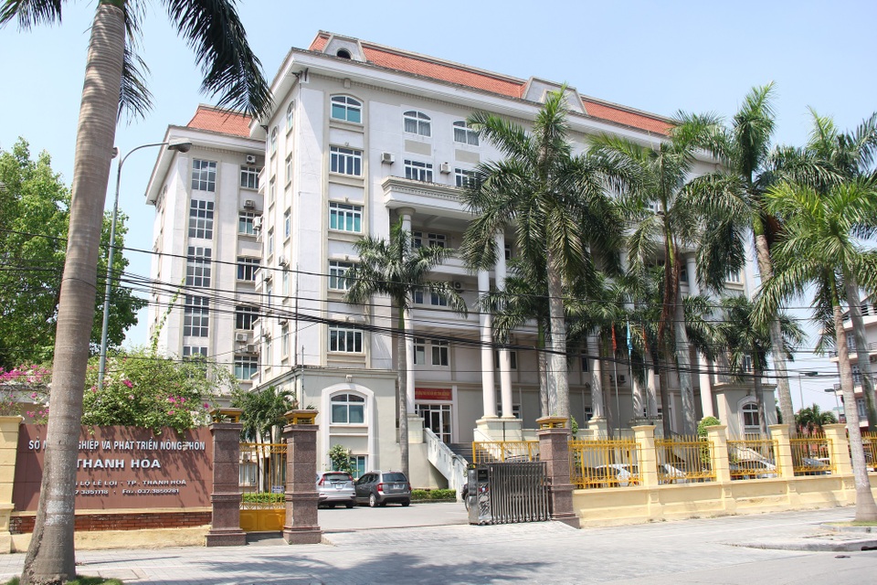 Nữ kế toán trưởng mắc nhiều sai phạm: Sẽ bị kỷ luật sau kỳ nghỉ thai sản - 1 Sở NN&PTNT tỉnh Thanh Hóa- nơi có hàng loạt cán bộ được bổ nhiệm thần tốc.