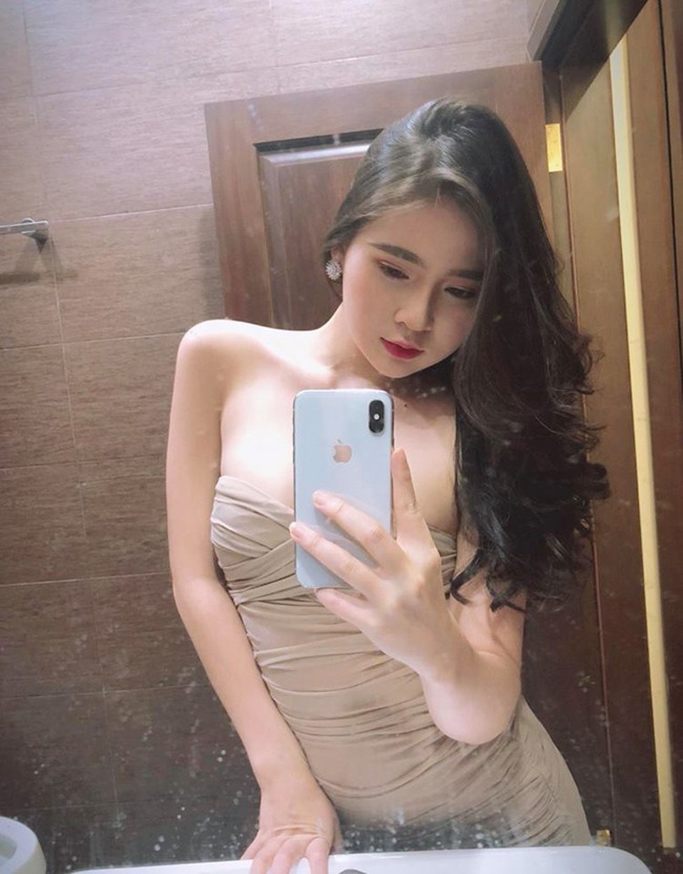 Mùa hè nóng bỏng của hai "cô út" nổi tiếng mạng xã hội - 17
Khác với Ý Nhi, Thảo Nguyên có dự định lấn sân showbiz.