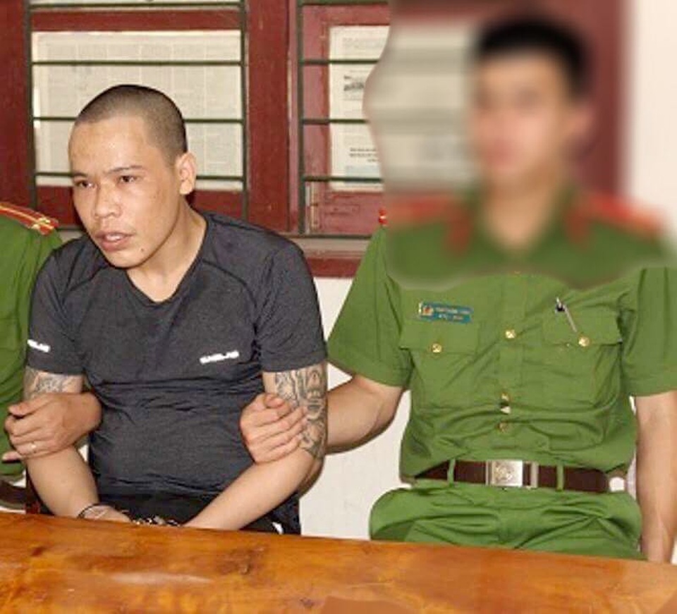 Bắt giữ con nghiện cùng một lượng lớn hàng nóng - 1 Đối tượng Đức tại cơ quan điều tra