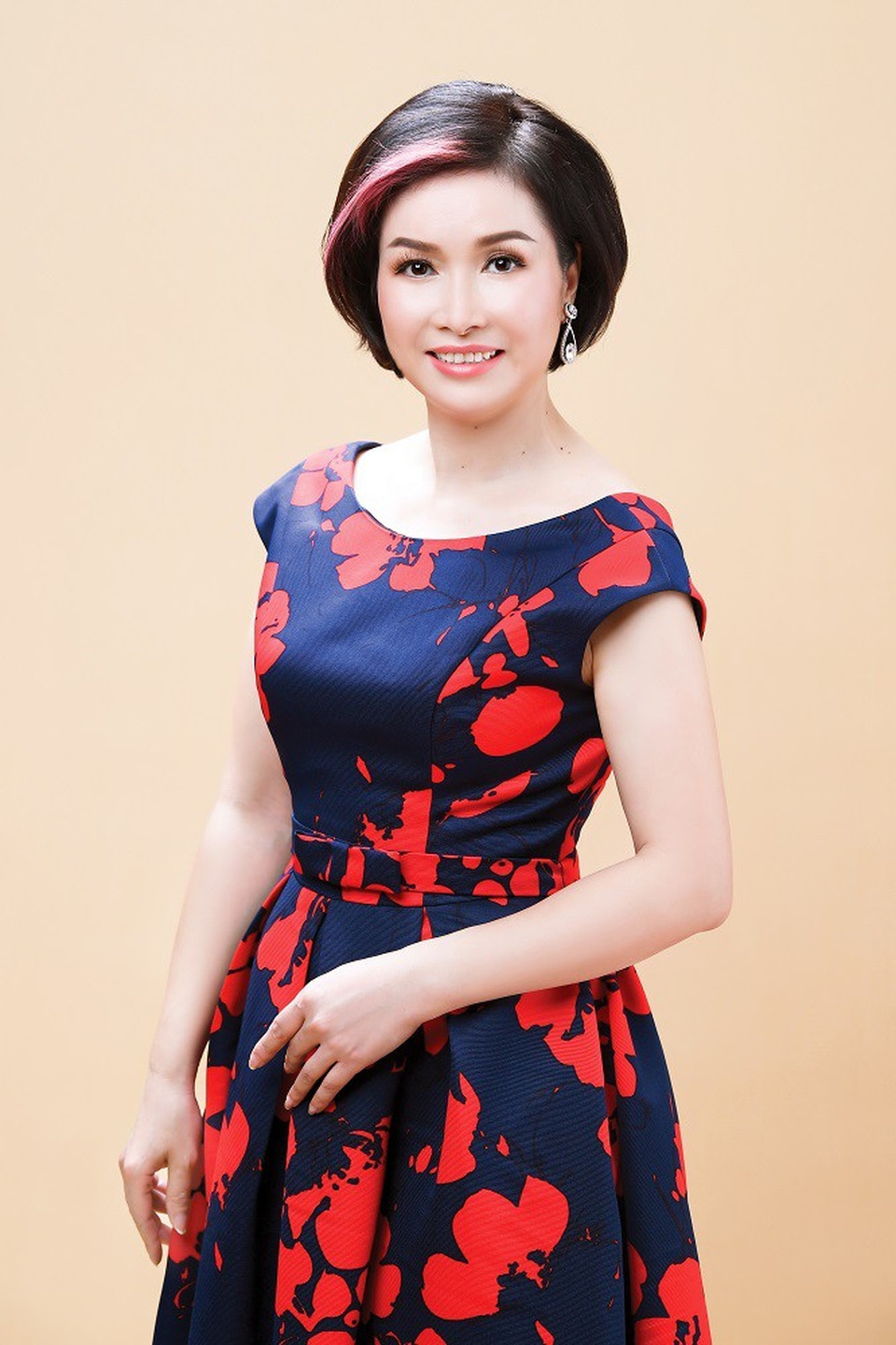 Hoa hậu Bùi Bích Phương làm giám khảo Hoa hậu Việt Nam 2018 - 1 Nhan sắc của Hoa hậu Bùi Bích Phương sau 30 năm đăng quang Hoa hậu Việt Nam.