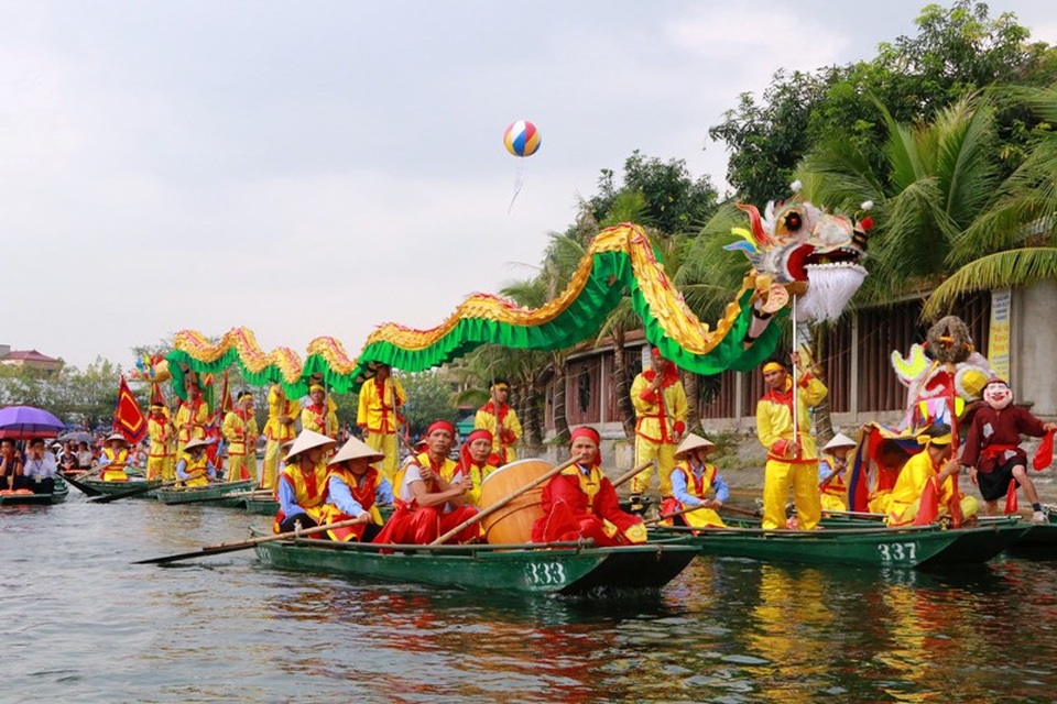 Khai mạc tuần du lịch “Sắc vàng Tam Cốc – Tràng An” - 5 Khai mạc tuần du lịch “Sắc vàng Tam Cốc – Tràng An” - 5