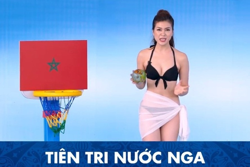 Gia thế MC mặc bikini dẫn World Cup, số tiền “khủng” chồng Hồng Nhung chu cấp hậu ly hôn - 5 Không ít ý kiến chỉ trích việc Thu Hằng diện bikini trên truyền hình, không phù hợp với nhiều đối tượng khán giả.