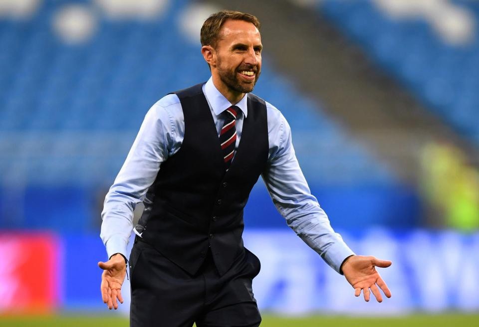 Trước thềm bán kết World Cup, áo gi-lê nam cháy hàng tại Anh - 1 Huấn luyện viên của đội tuyển Anh - Gareth Southgate