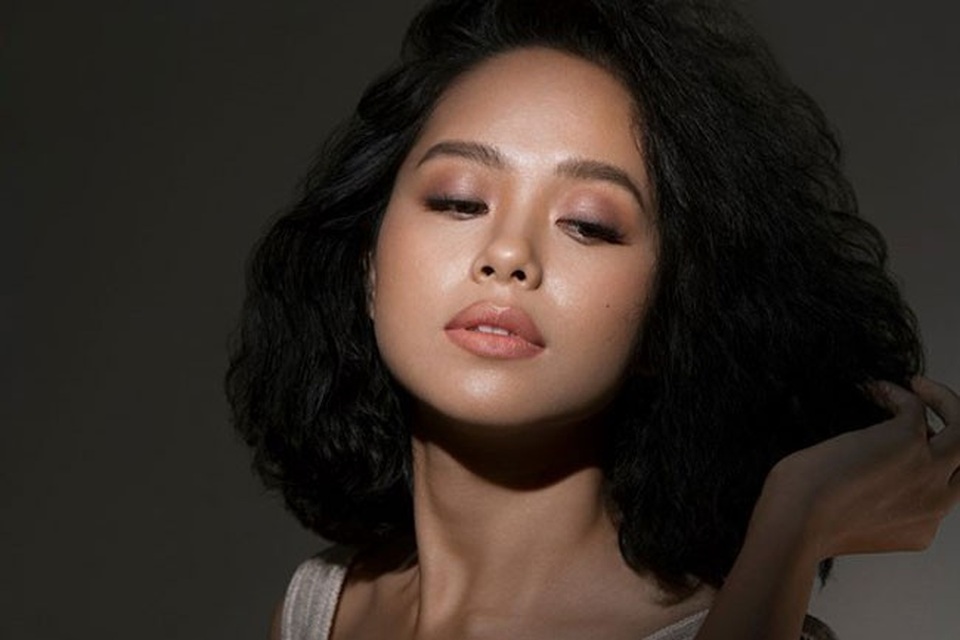 Ca sĩ Hoàng Quyên bất ngờ kết hôn với bạn trai kiến trúc sư - 1 Á Quân Vietnam Idol 2012 chuẩn bị lên xe hoa.