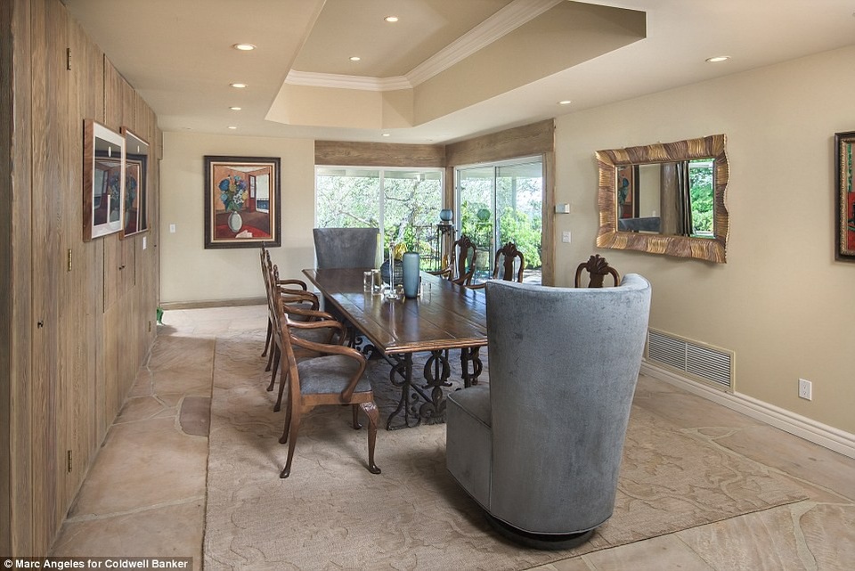 
Elizabeth Taylor rao bán ngôi nhà sau đó thời gian ngắn
