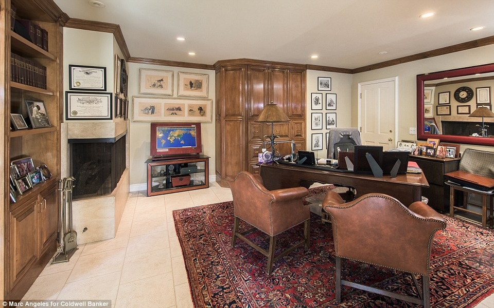 Ngắm dinh thự xa hoa Elizabeth Taylor từng ở - 12