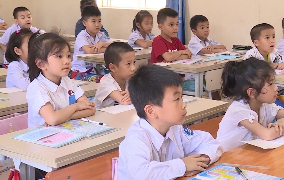 Thanh Hóa: Nan giải tình trạng quá tải học sinh vào lớp 1 - 1 Năm học 2018-2019 toàn TP Thanh Hóa có khoảng hơn 7.400 học sinh, tăng khoảng 2000 học sinh so với năm trước.