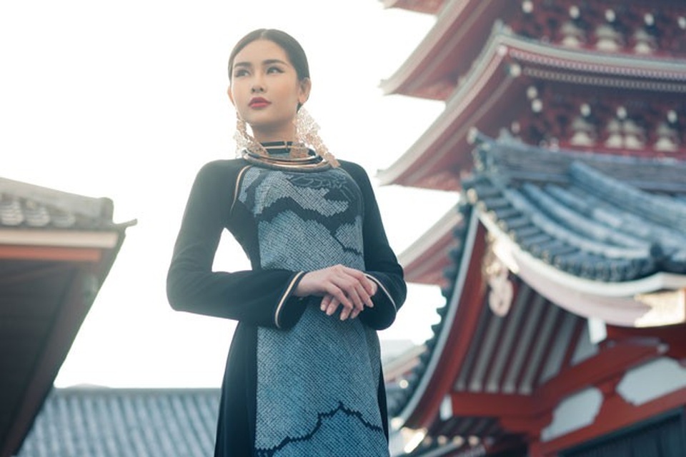 Hoa hậu Lê Âu Ngân Anh đẹp mê hoặc ở Tokyo - 8 Hoa hậu Lê Âu Ngân Anh đẹp mê hoặc ở Tokyo - 8