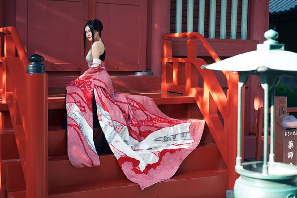 Hoa hậu Lê Âu Ngân Anh đẹp mê hoặc ở Tokyo - 6 Hoa hậu Lê Âu Ngân Anh đẹp mê hoặc ở Tokyo - 6