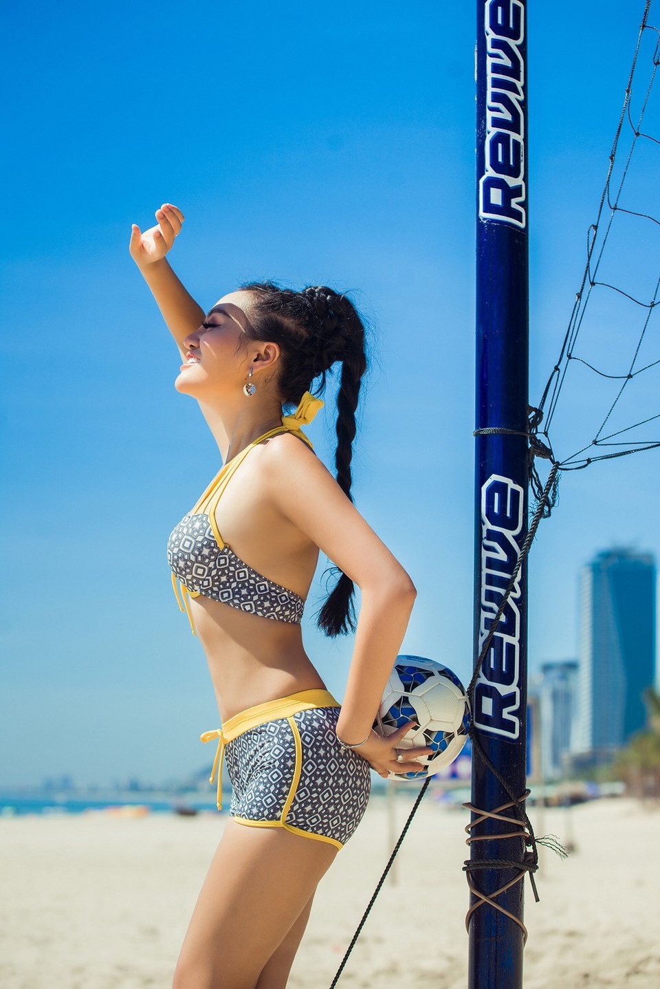 Nữ Hoàng Trần Huyền Nhung nóng bỏng cùng world cup - 8 Nữ Hoàng Trần Huyền Nhung nóng bỏng cùng world cup - 8