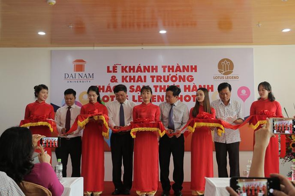 Trường Đại học đầu tiên mở khách sạn 3 sao dành cho sinh viên thực hành - 1 undefined