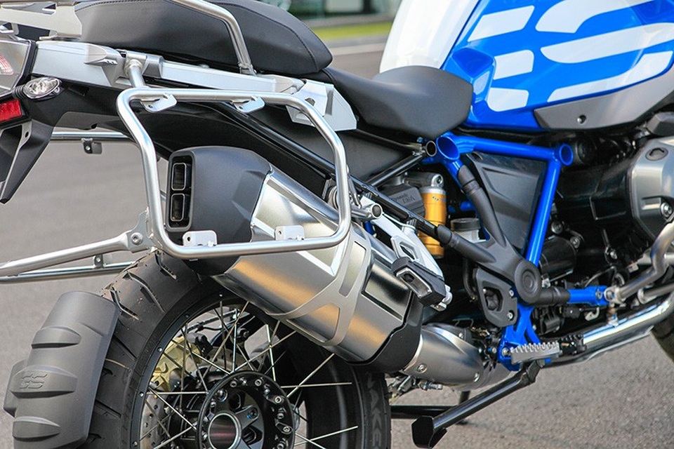 BMW R1200 GS 2018 khởi điểm từ 590 triệu đồng - 13 BMW R1200 GS 2018 khởi điểm từ 590 triệu đồng - 13