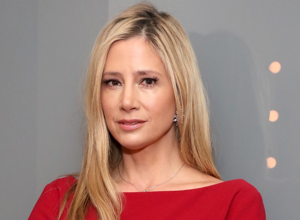 Nữ diễn viên nhớ lại ký ức kinh hoàng trong buổi thử vai - 1 Nữ diễn viên người Mỹ Mira Sorvino (50 tuổi)