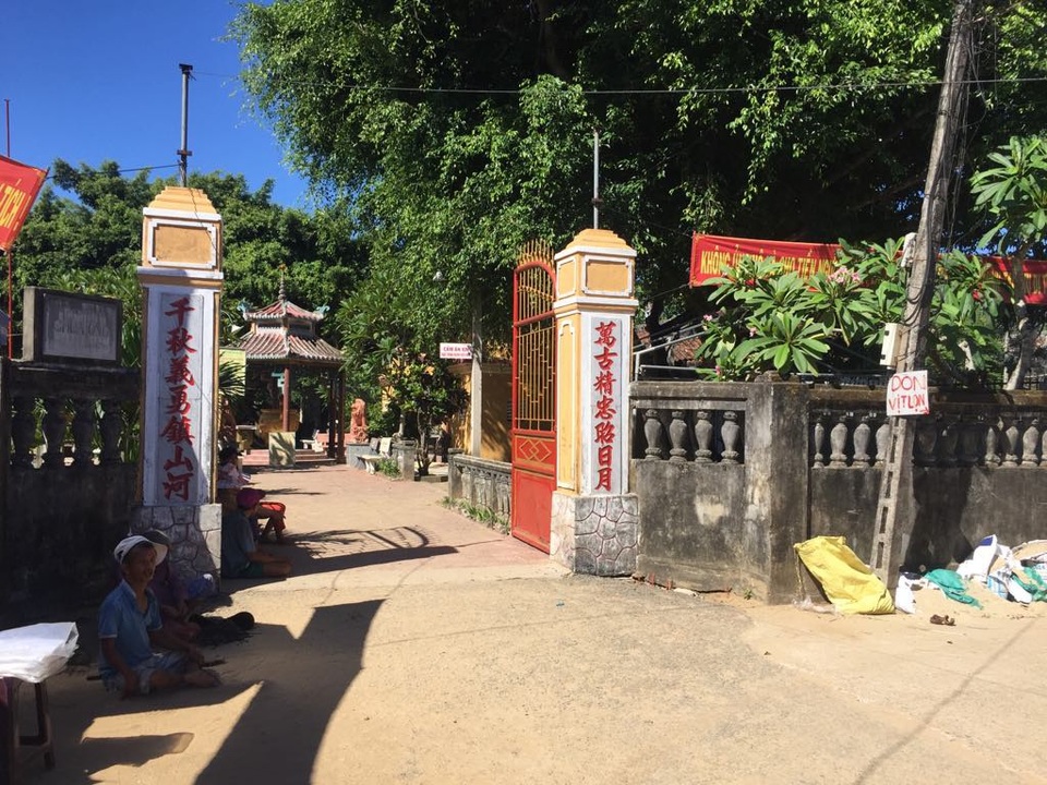 Quảng Ngãi: Nhiều di tích bị xâm hại nghiêm trọng - 1 Di tích chùa Ông là một trong những công trình đang bị người dân lấn chiếm