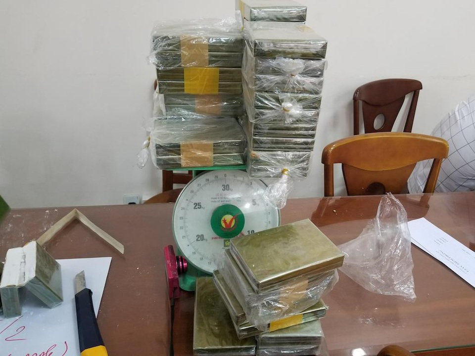 Vụ phá đường dây ma túy “khủng”: Mỗi lần giao dịch 100 - 150 bánh heroin - 2 Vụ phá đường dây ma túy “khủng”: Mỗi lần giao dịch 100 - 150 bánh heroin - 2