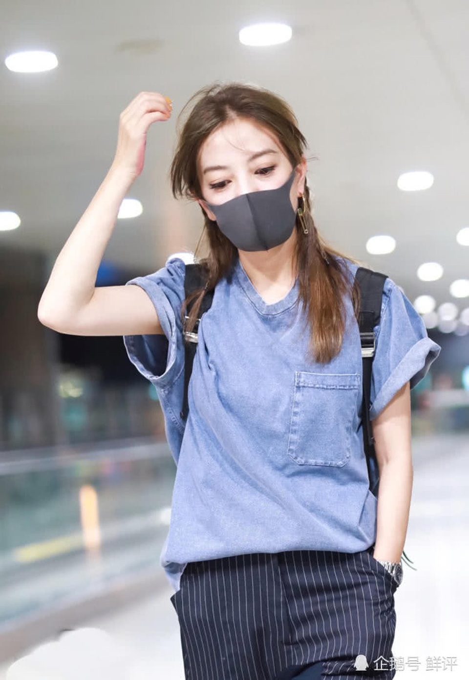 Giảm cân thành công, "én nhỏ" Triệu Vy trẻ đẹp hơn tuổi - 2 Giảm cân thành công, "én nhỏ" Triệu Vy trẻ đẹp hơn tuổi - 2