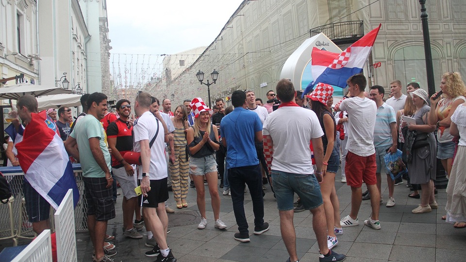 Gần như không có vụ đụng độ đáng kể nào giữa các nhóm CĐV