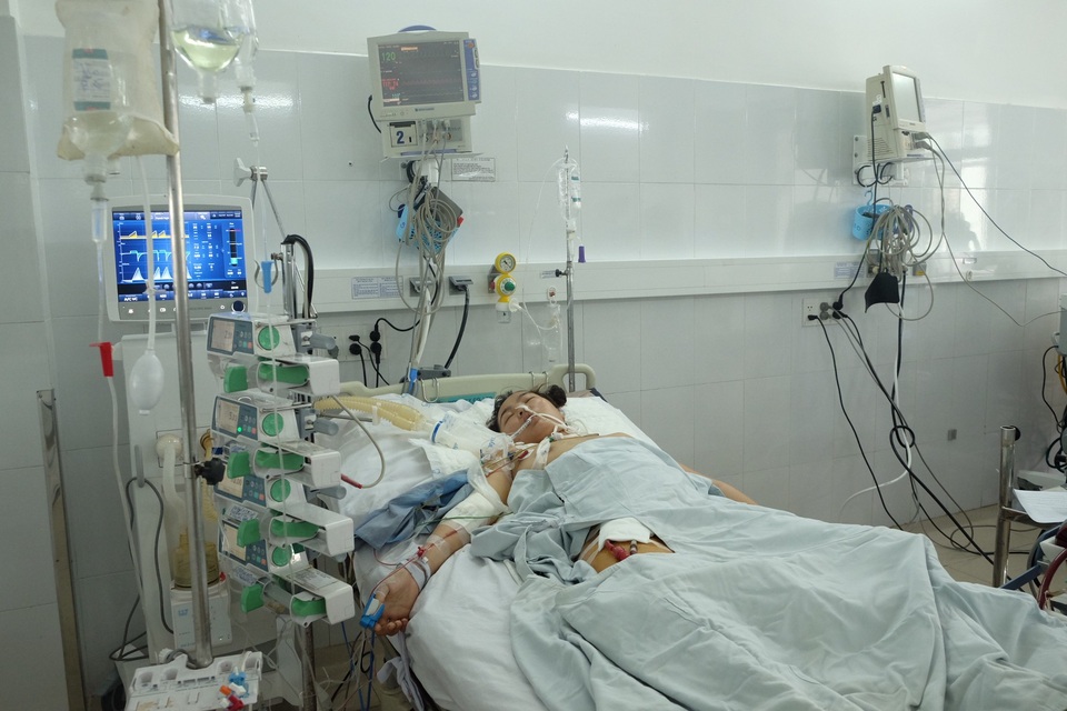 Chị Dạ vẫn đang nằm mê man bất tỉnh ở Khoa hồi sức tích cực - chống độc, Bệnh viện Đà Nẵng