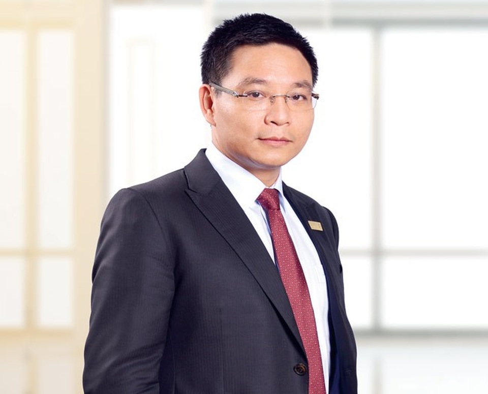 Ông Nguyễn Văn Thắng thôi làm chủ tịch, ai sẽ ngồi vào "ghế nóng" VietinBank? - 1
Ông Nguyễn Văn Thắng, Chủ tịch HĐQT VietinBank, vừa được bầu giữ chức Phó Chủ tịch UBND tỉnh Quảng Ninh và thôi làm đại diện 40% vốn Nhà nước tại ngân hàng này.