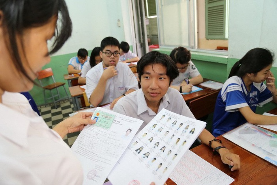 Tìm nguyên cớ điểm thi Lịch sử thấp? - 1 Tìm nguyên cớ điểm thi Lịch sử thấp? - 1