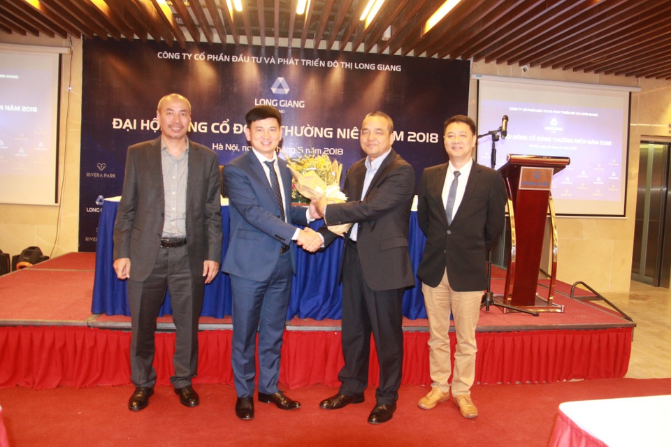 Khẳng định vị thế, vững bước thành công - 4 Ông Hồ Hồng Hà được bầu làm thành viên HĐQT công ty