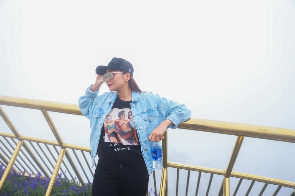 Với sự đồng hành của biểu tượng thời trang Thanh Hằng, đạo diễn Long Kan mong muốn truyền cảm hứng đến các tín đồ thời trang về sự sáng tạo độc đáo, bứt phá mọi giới hạn sáng tạo và xu hướng mới về phong cách thưởng lãm thời trang.