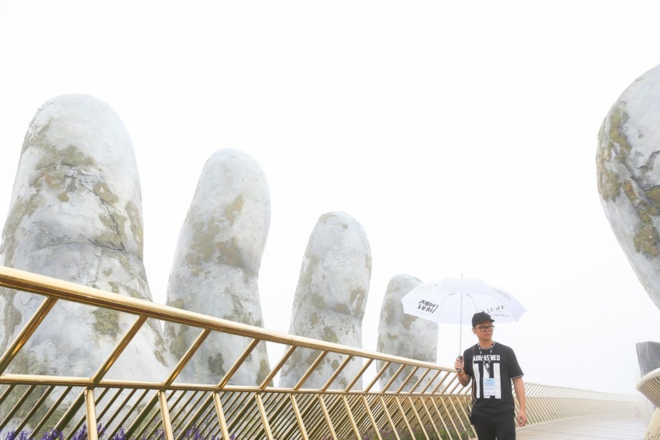 Chương trình được đạo diễn hình ảnh Long Kan lên ý tưởng và tổ chức chức vào chiều ngày hôm nay (14/7) tại Bà Nà Hills, Đà Nẵng.