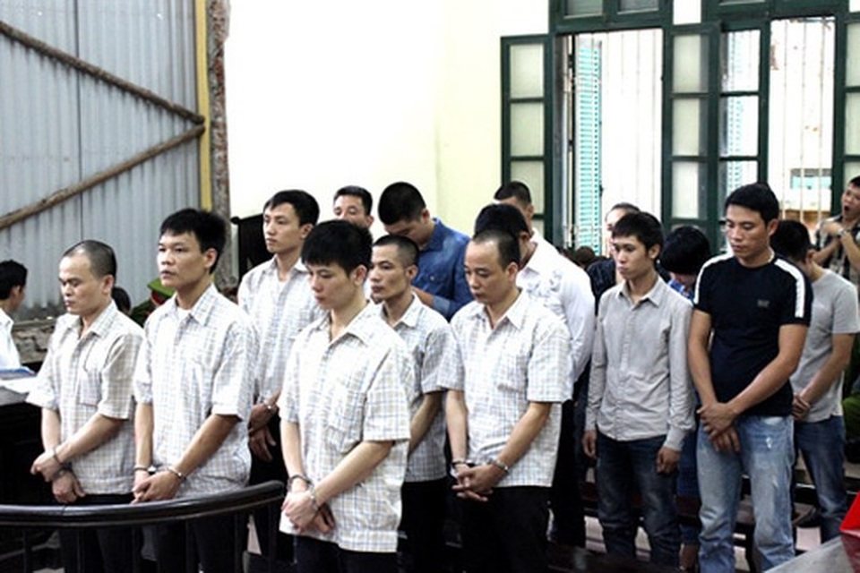 Phá vụ án ổ nhóm giang hồ thách đấu, giăng bẫy nhau trên đường Láng - Hòa Lạc - 1
Nhóm tội phạm ngày ra hầu tòa