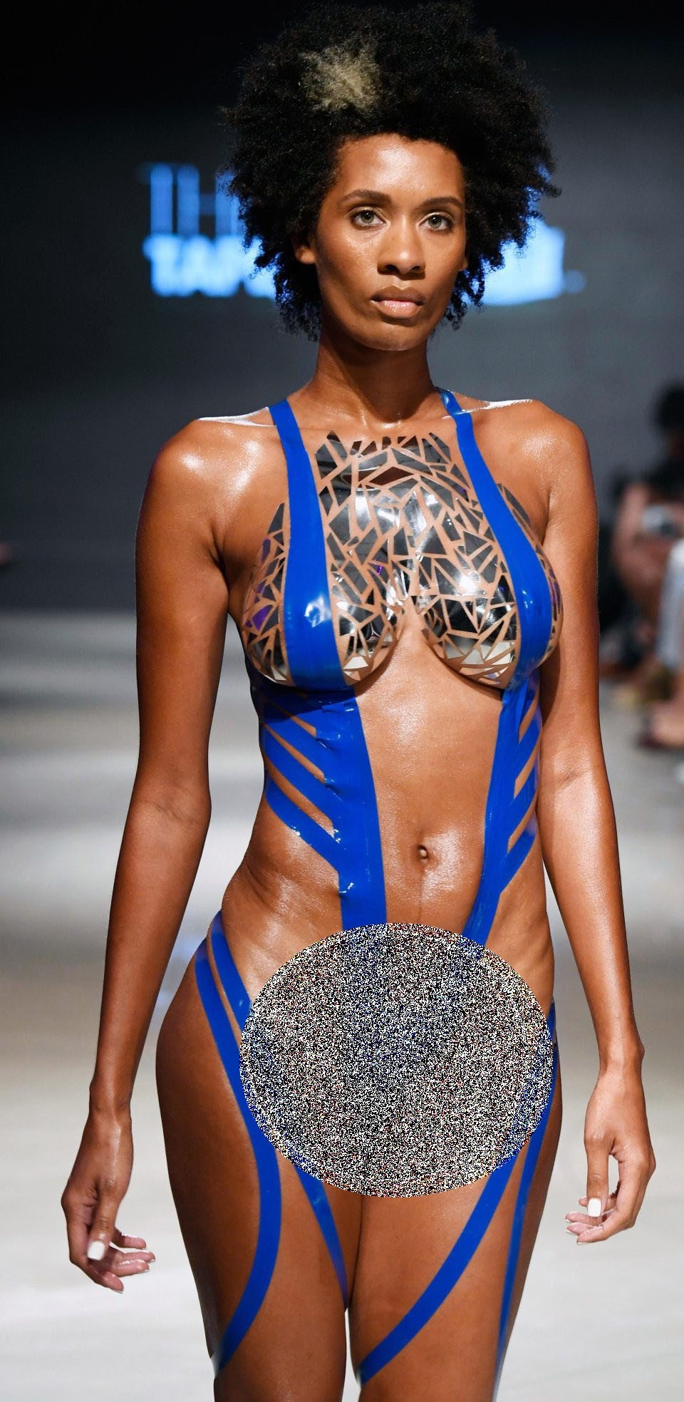 Các thiết kế mang nhiều tính... thử nghiệm, bởi trong thực tế, hẳn chẳng mấy ai dám sử dụng