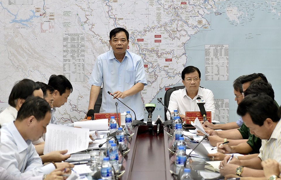 Bộ trưởng Bộ NN&PTNT Nguyễn Xuân Cường phát biểu tại cuộc họp.