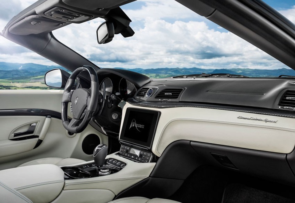 Maserati GranCabrio 2018 - Tận hưởng tốc độ dưới gió trời - 3 Maserati GranCabrio 2018 - Tận hưởng tốc độ dưới gió trời - 3