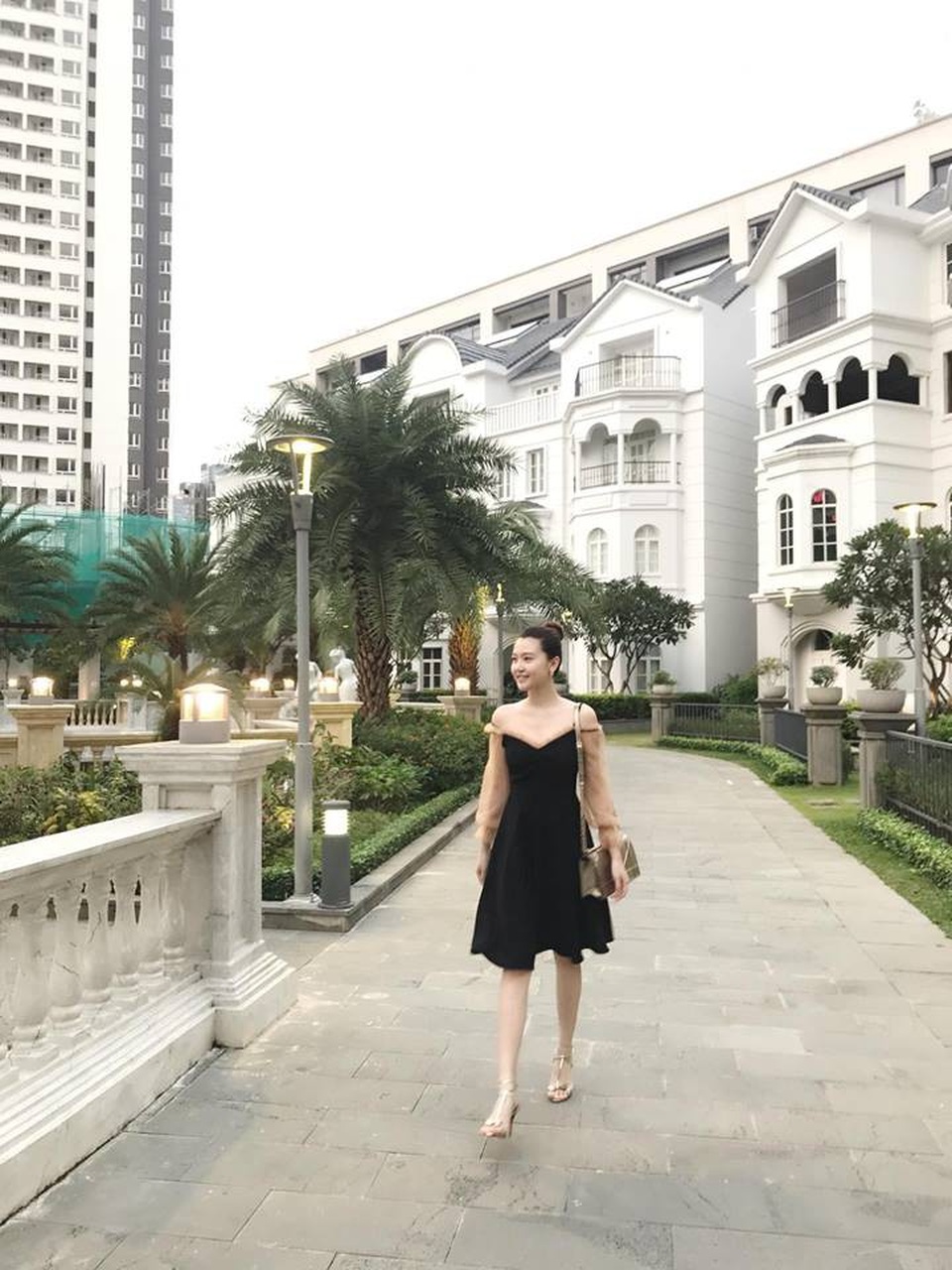 Cuộc sống nhung lụa của 3 Hoa hậu mới sinh con cho chồng đại gia - 15 Cuộc sống nhung lụa của 3 Hoa hậu mới sinh con cho chồng đại gia - 15