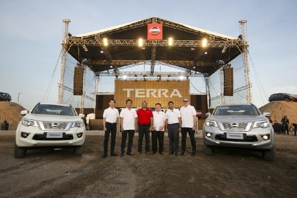 Nissan Terra tại Phillippines có giá bán tương đương 650 - 910 triệu đồng