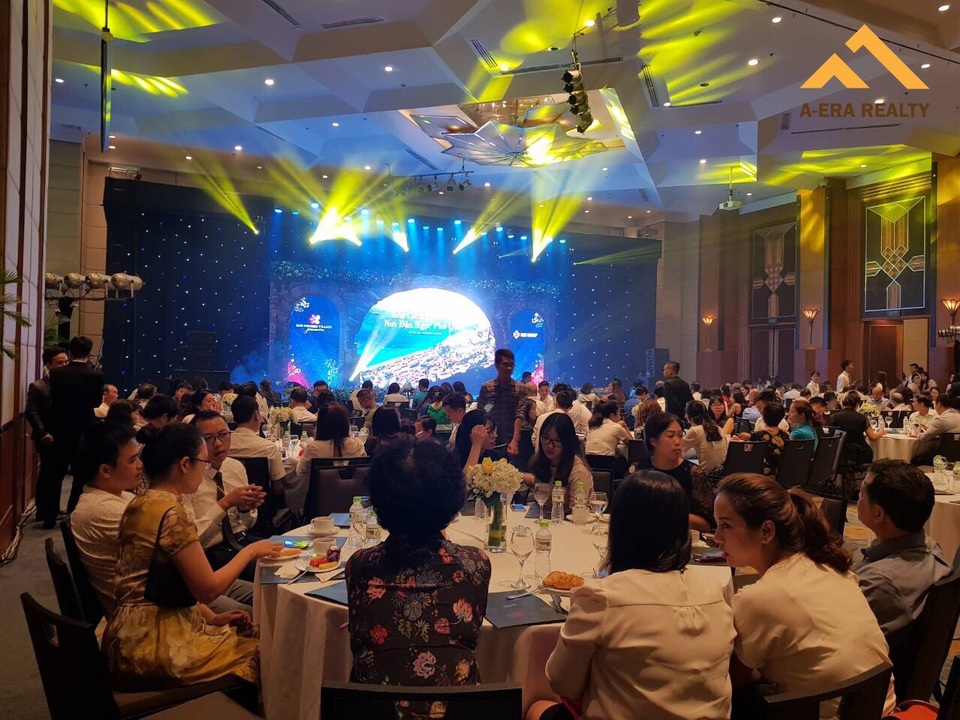 Ra mắt Shophouse tại Nam Phú Quốc: Sun Group đáp ứng “cơn khát” giới đầu tư địa ốc - 1 Lễ ra mắt Shophouse tại un Premier Village Primavera