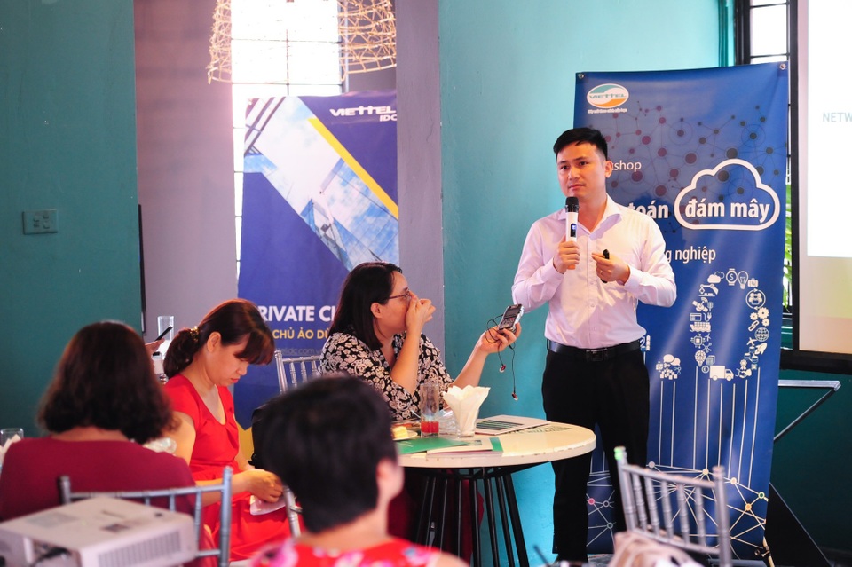 
Hội thảo diễn ra chiều 16/7.
