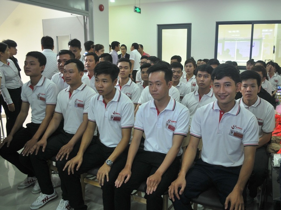Đồng Tháp: 3.000 học sinh thi trượt lớp 10, cao đẳng và đại học sẽ đi đâu? - 2 Tính đến thời điểm hiện tại, Trung tâm dịch vụ việc làm Đồng Tháp đã dưa trên 1.000 lao động ra nước ngoài làm việc